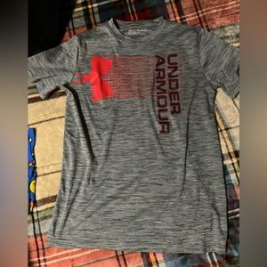 Boys YXL Under Armor Tee